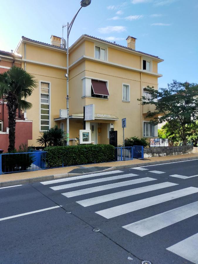Apartments Ivna Bilek Opatija Exteriör bild